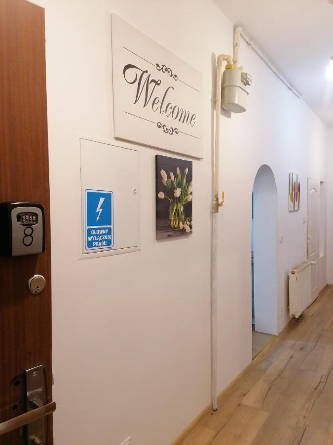 Hostel Tulip - Pokoj 5 Ze Wspolna Lazienka I Kuchnia Szczecin Exterior photo